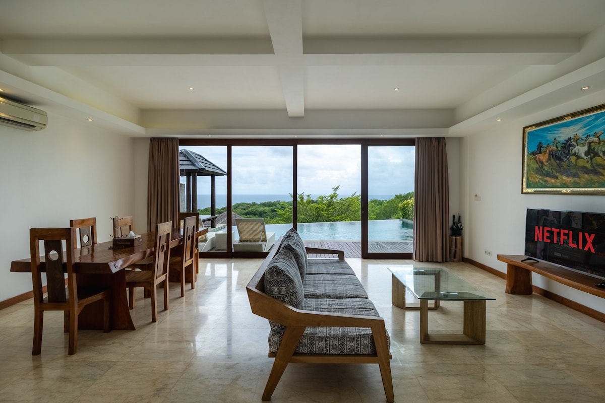 Villa in Uluwatu · ★4.63 · 2 bedrooms · 3 beds · 2 private baths, pembanding Airbnb