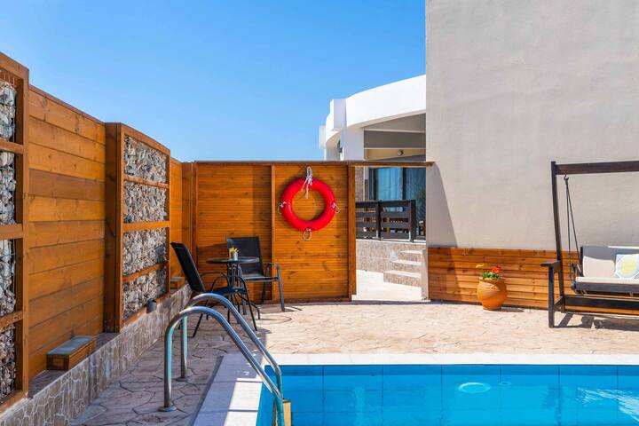 Villa Ifigeneia gallery image 3