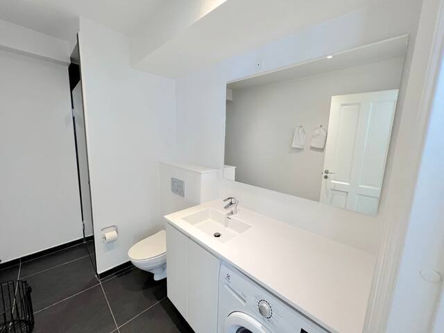 Spacious 2BR Apt Near Tivoli and The Glyptotek gallery image 5