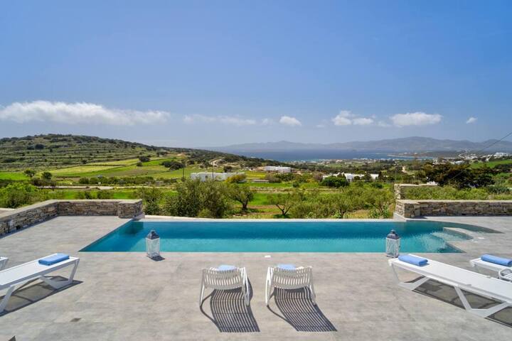 La Vitalite Luxury Villa Mer in Paros gallery image 3