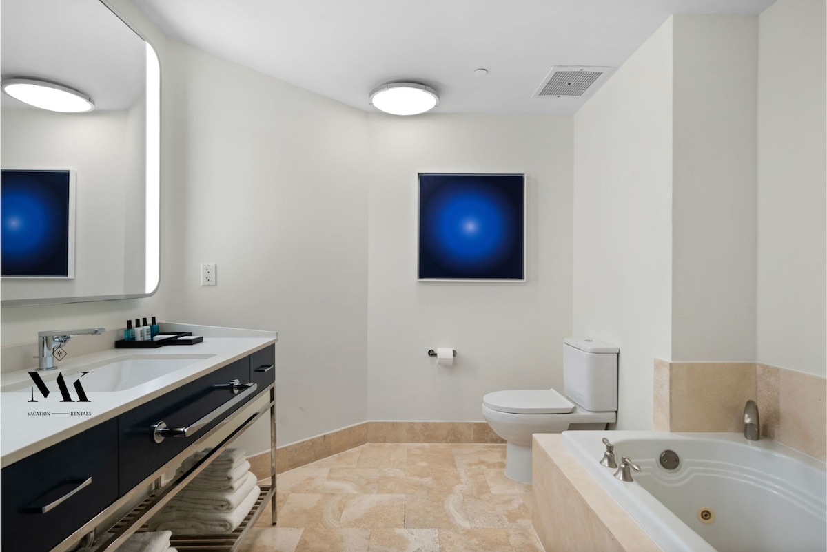 FontaineBleau|Bay View w/ Spa Passes