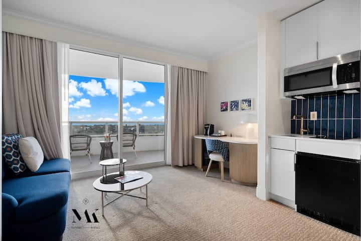 Fontainebleau|bay View W/ Spa Passes - Miami Beach