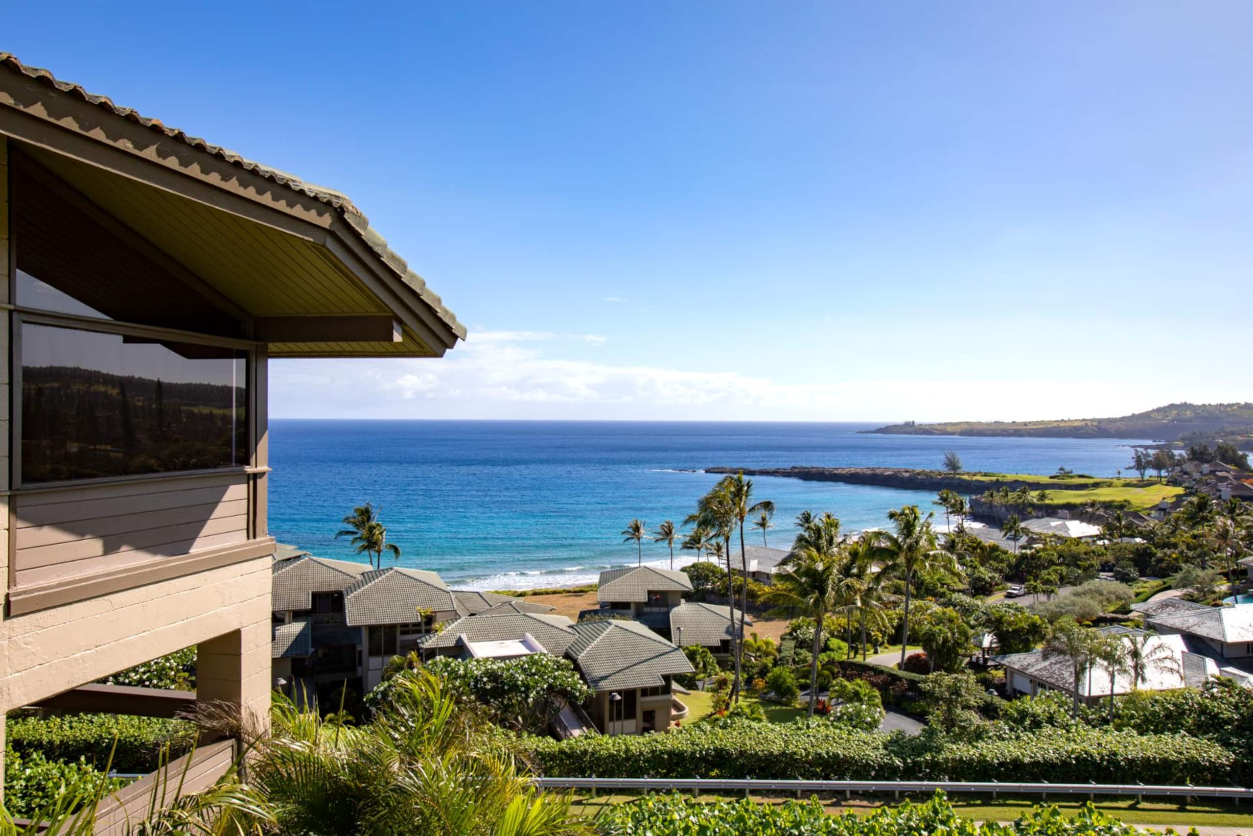 Condo in Lahaina · ★4.8 · 1 bedroom · 2 beds · 2 baths - Image 6