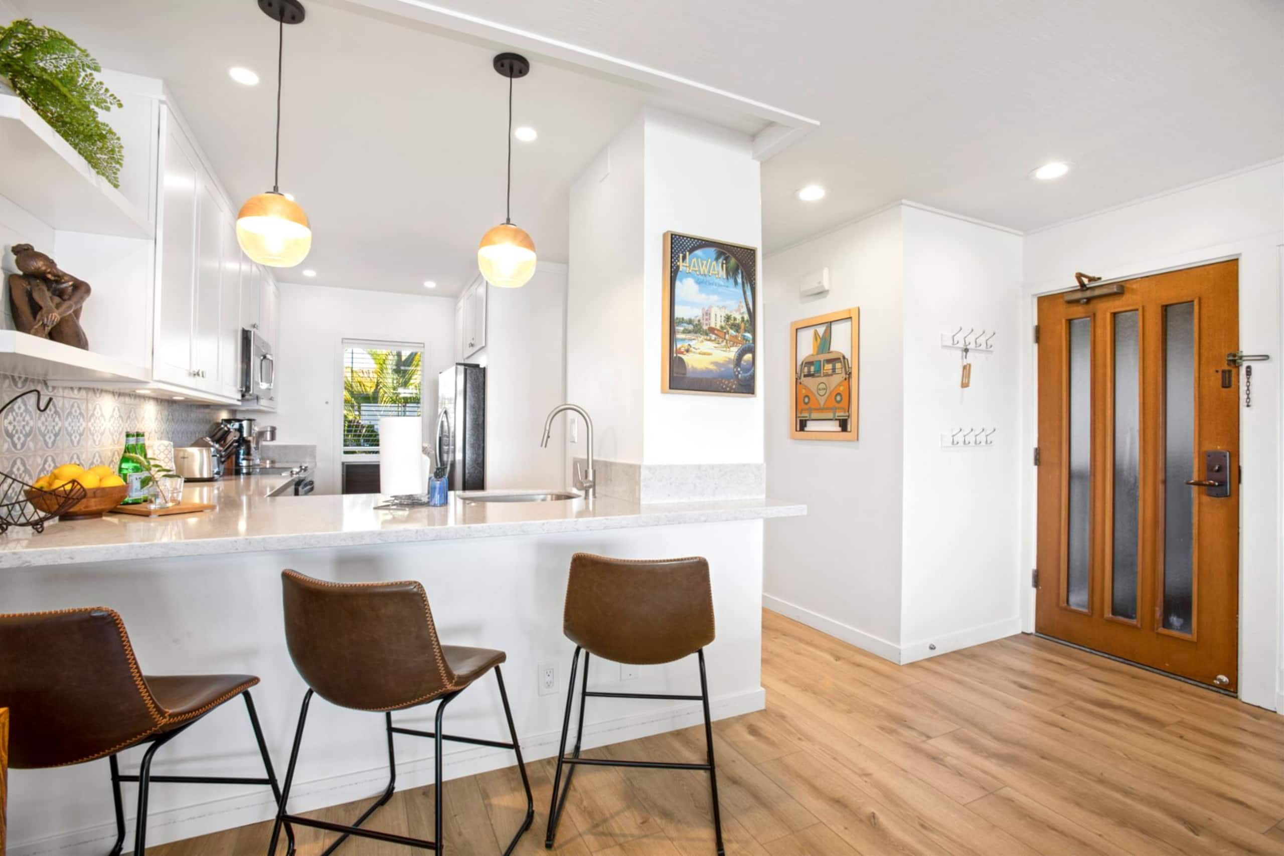 Condo in Lahaina · ★4.8 · 1 bedroom · 2 beds · 2 baths - Image 21