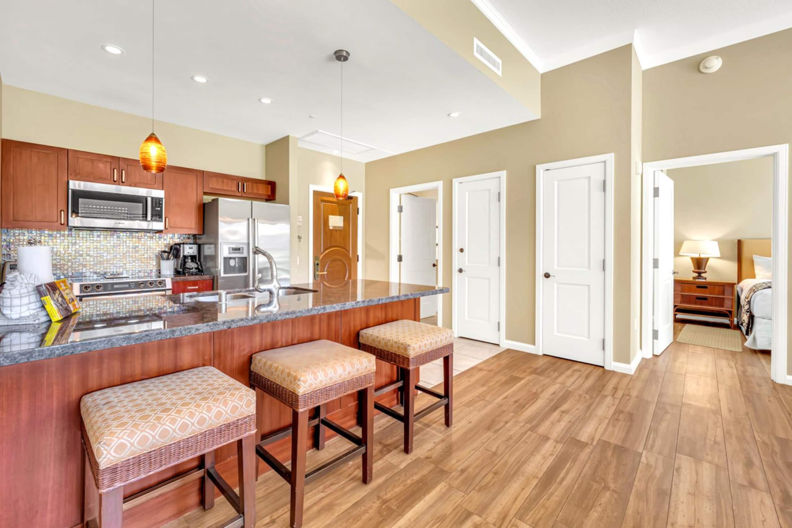 Condo in Lahaina · ★4.5 · 2 bedrooms · 4 beds · 2 baths - Image 13