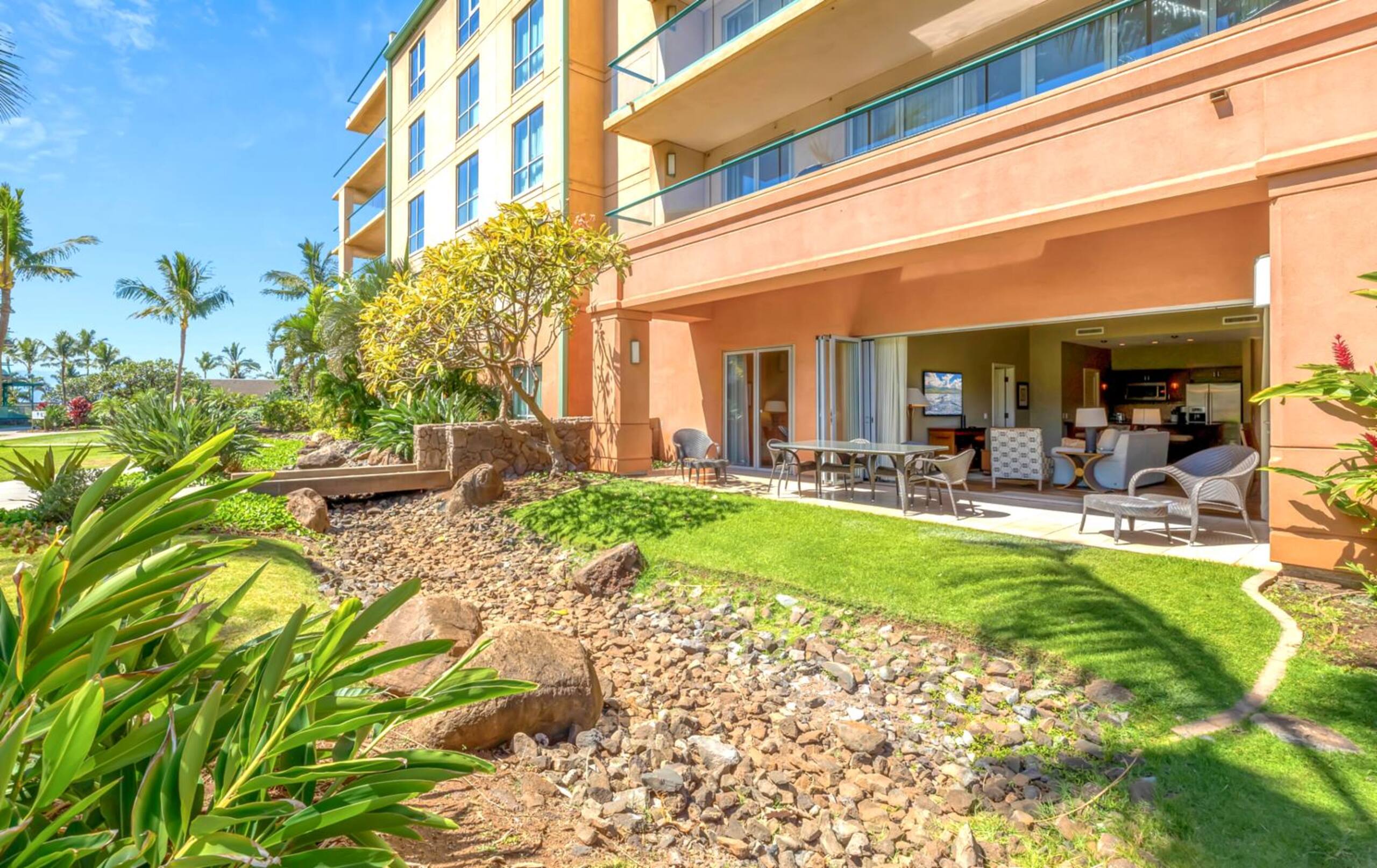 Condo in Lahaina · ★4.5 · 2 bedrooms · 4 beds · 2 baths - Image 34