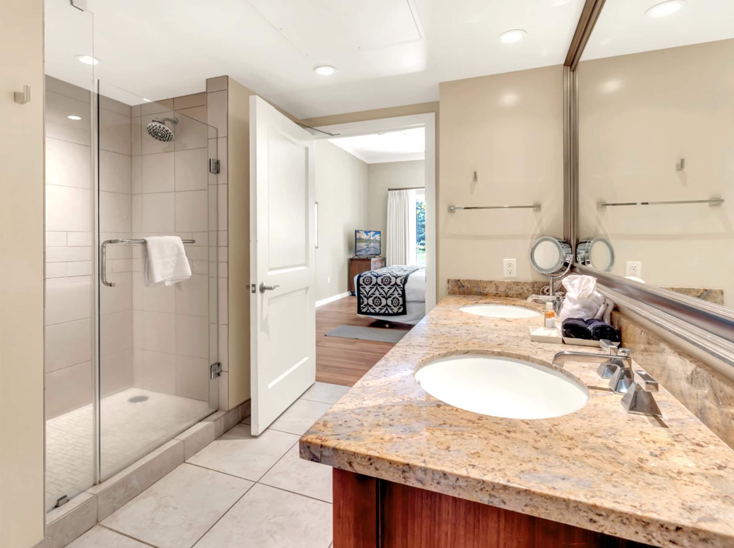Condo in Lahaina · ★4.5 · 2 bedrooms · 4 beds · 2 baths - Image 28