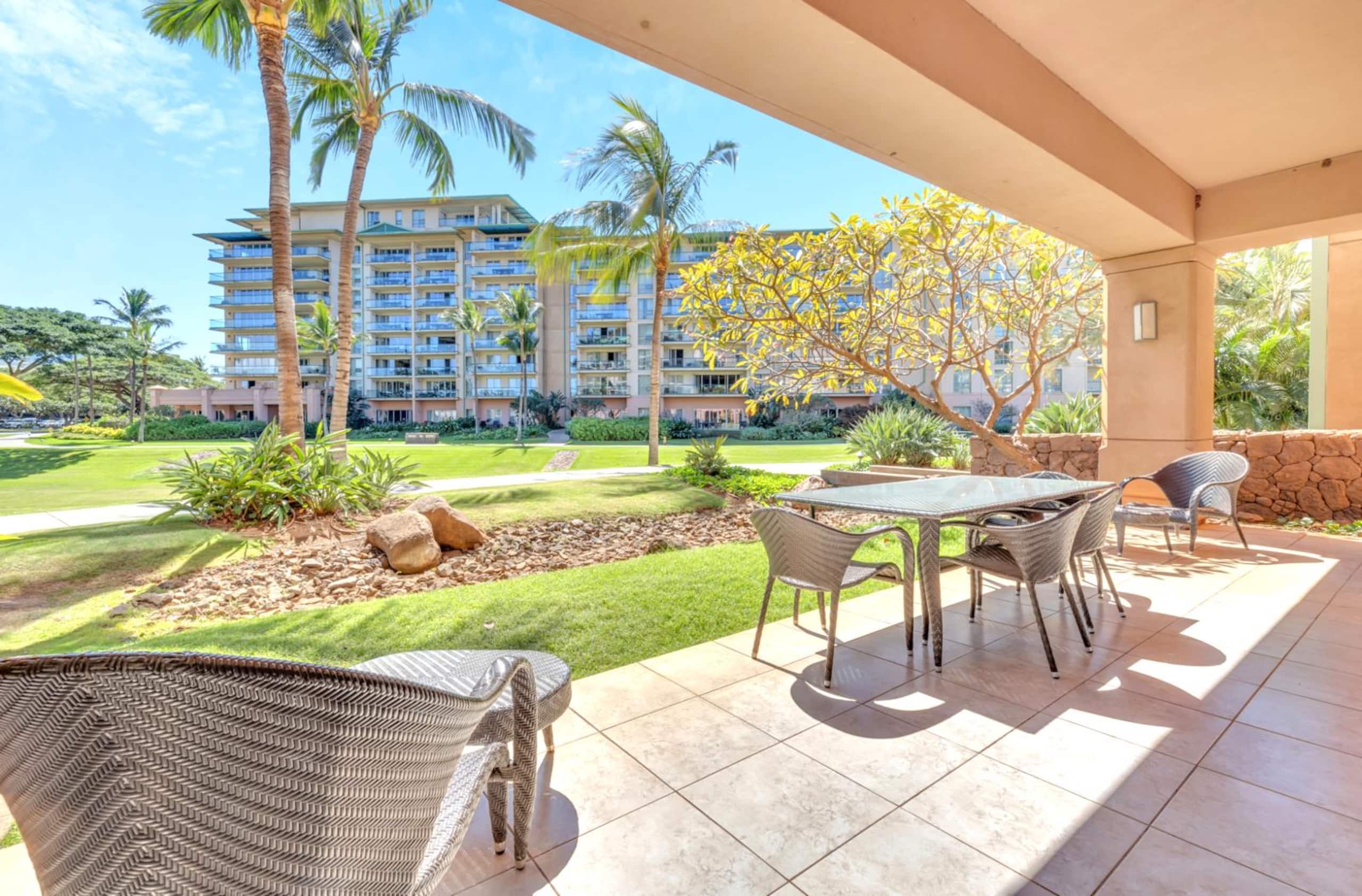 Condo in Lahaina · ★4.5 · 2 bedrooms · 4 beds · 2 baths - Image 4