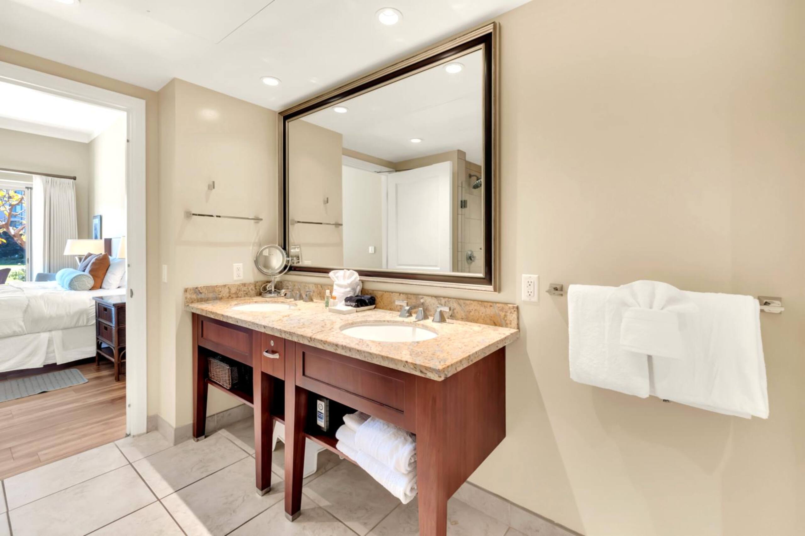 Condo in Lahaina · ★4.5 · 2 bedrooms · 4 beds · 2 baths - Image 31