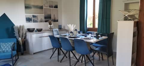 Top performing Airbnb: Charming House - Proximity Paris in Sartrouville