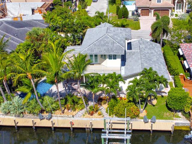 4110 Lighthouse Pt Yacht Club | by Brampton Park gallery image 2