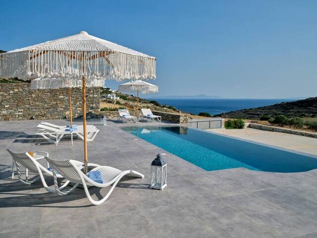 La Vitalite Luxury Villa in Paros gallery image 5