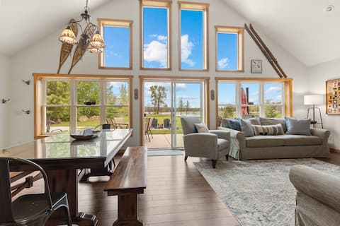 Leafy Bayside Bliss: Fall in Door County