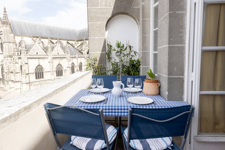 – Le Passage – Bordeaux immersion, terrace gallery image 4