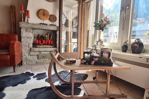 Successful Airbnb property: Attic apartment in the Pasadena house in Valais/Wallis