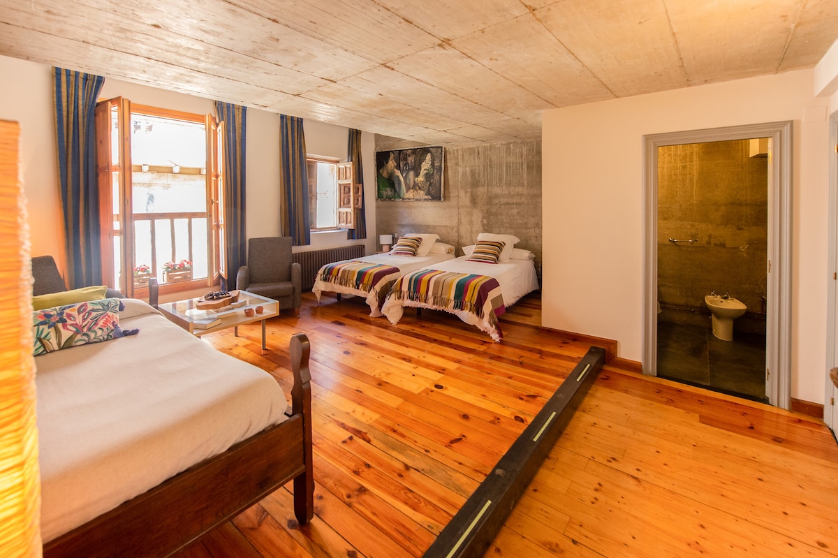 Cama, Foto de toda la habitación, Bed, Photo of the whole room