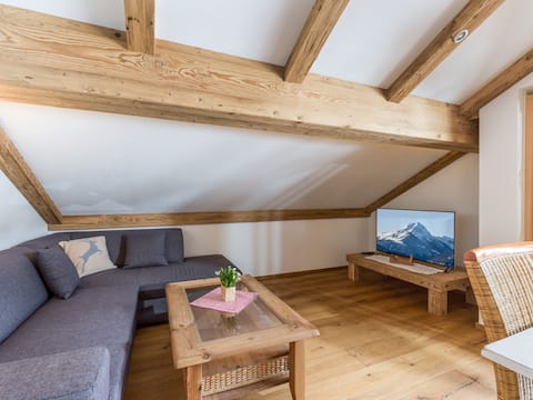 Top performing Airbnb: High-quality apartment for 6 people in Aschau, near the Hoizwurm in Kirchberg In Tirol