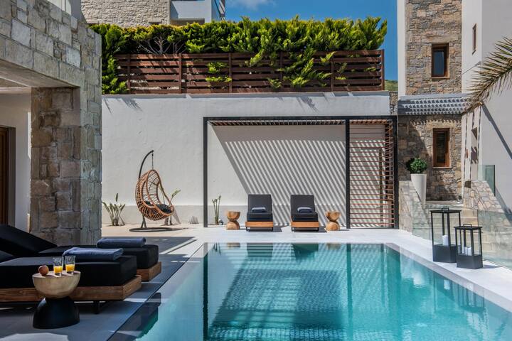 Alpha House in Crete gallery image 2