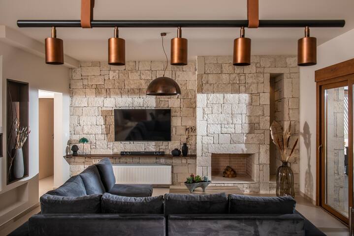 Alpha House in Crete gallery image 4