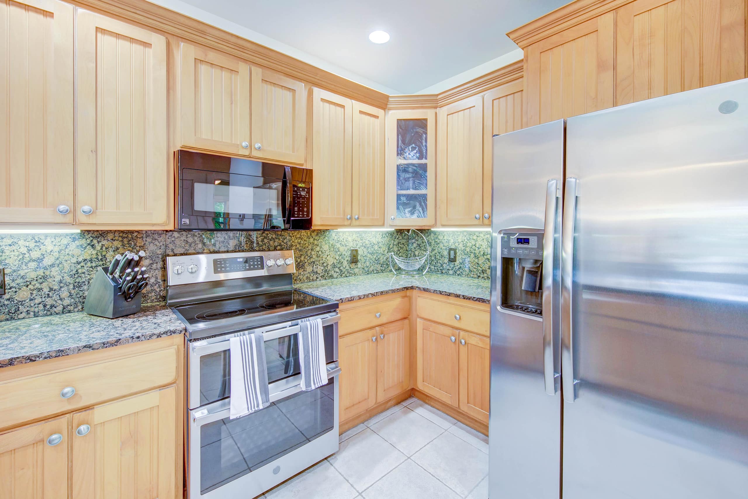 Condo in Koloa · ★4.75 · 2 bedrooms · 3 beds · 2 baths - Image 18