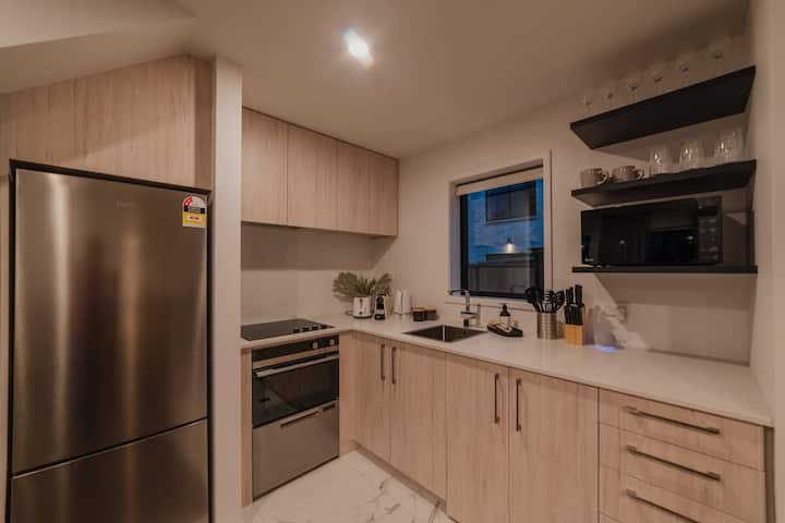 Cozy Central City Getaway - Christchurch