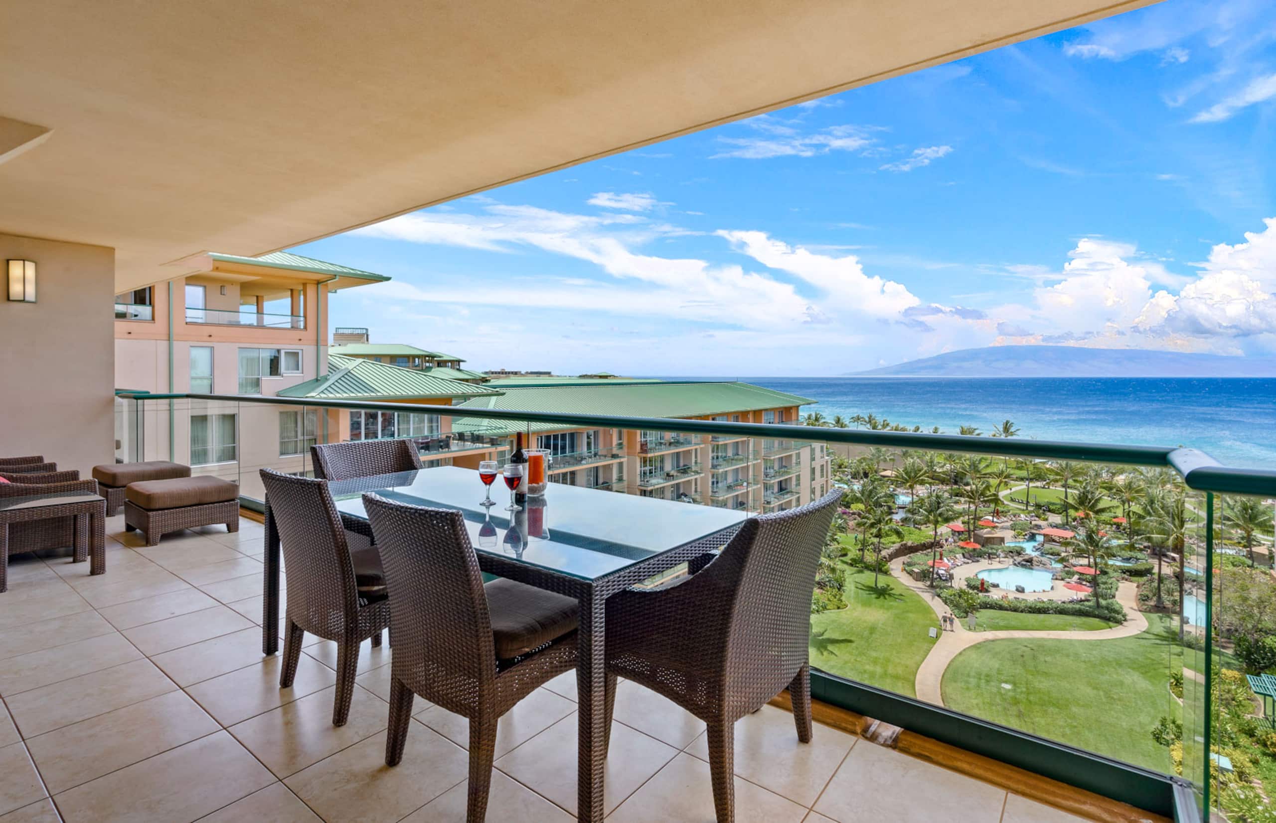 Condo in Lahaina · ★4.89 · 3 bedrooms · 4 beds · 3 baths - Image 31
