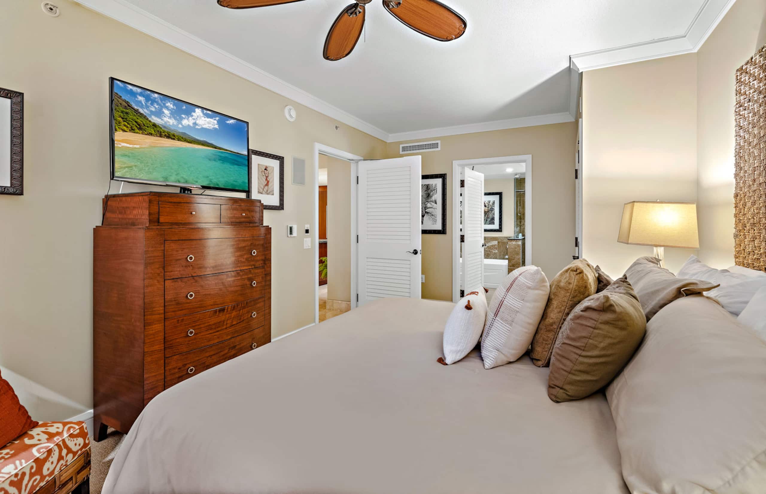Condo in Lahaina · ★4.89 · 3 bedrooms · 4 beds · 3 baths - Image 22