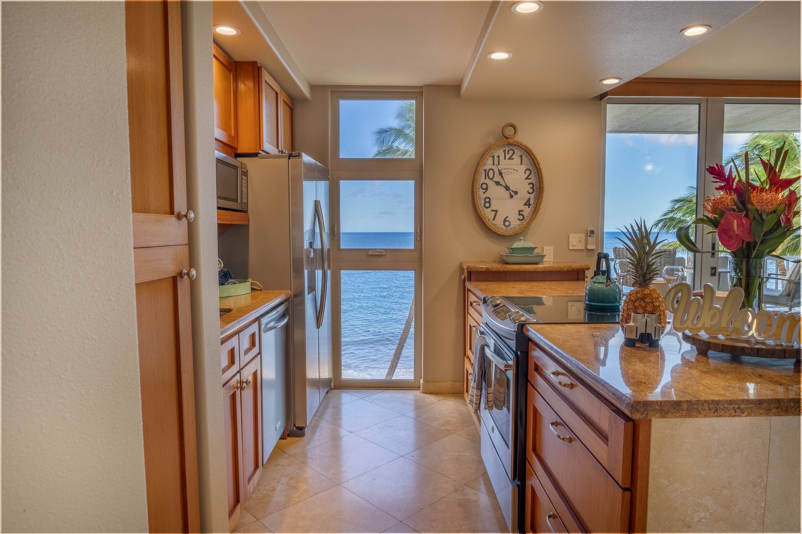 Condo in Kihei · ★4.89 · 1 bedroom · 2 beds · 2 baths - Image 14