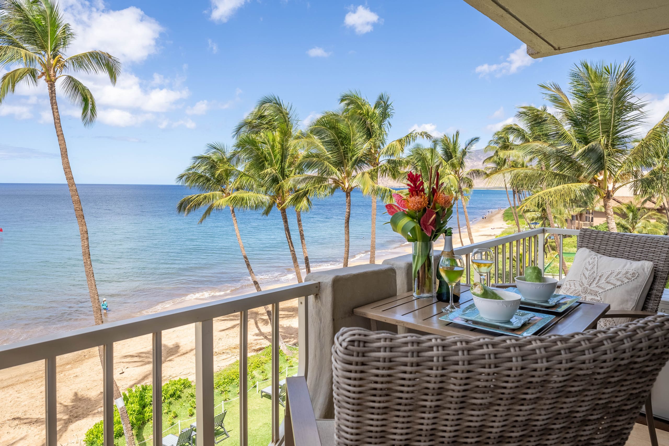 Condo in Kihei · ★4.89 · 1 bedroom · 2 beds · 2 baths - Image 6