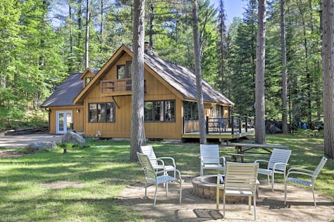 'Deerskin Lodge' w/ Boat Dock & Fire Pit!