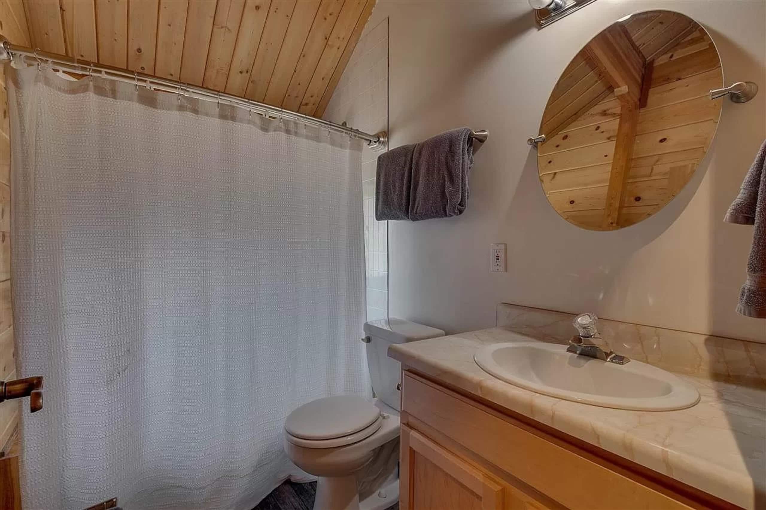 Cozy Homewood Cabin Near Skiing & Beaches - Photo 9