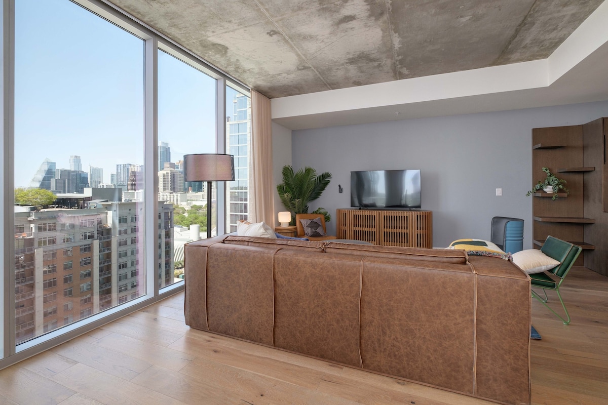 Stay in Style on Rainey Street | Unreal Amenities