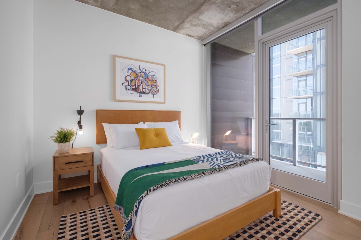 Stay in Style on Rainey Street | Unreal Amenities