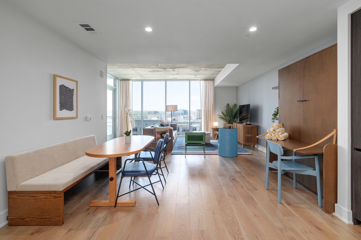 Stay in Style on Rainey Street | Unreal Amenities