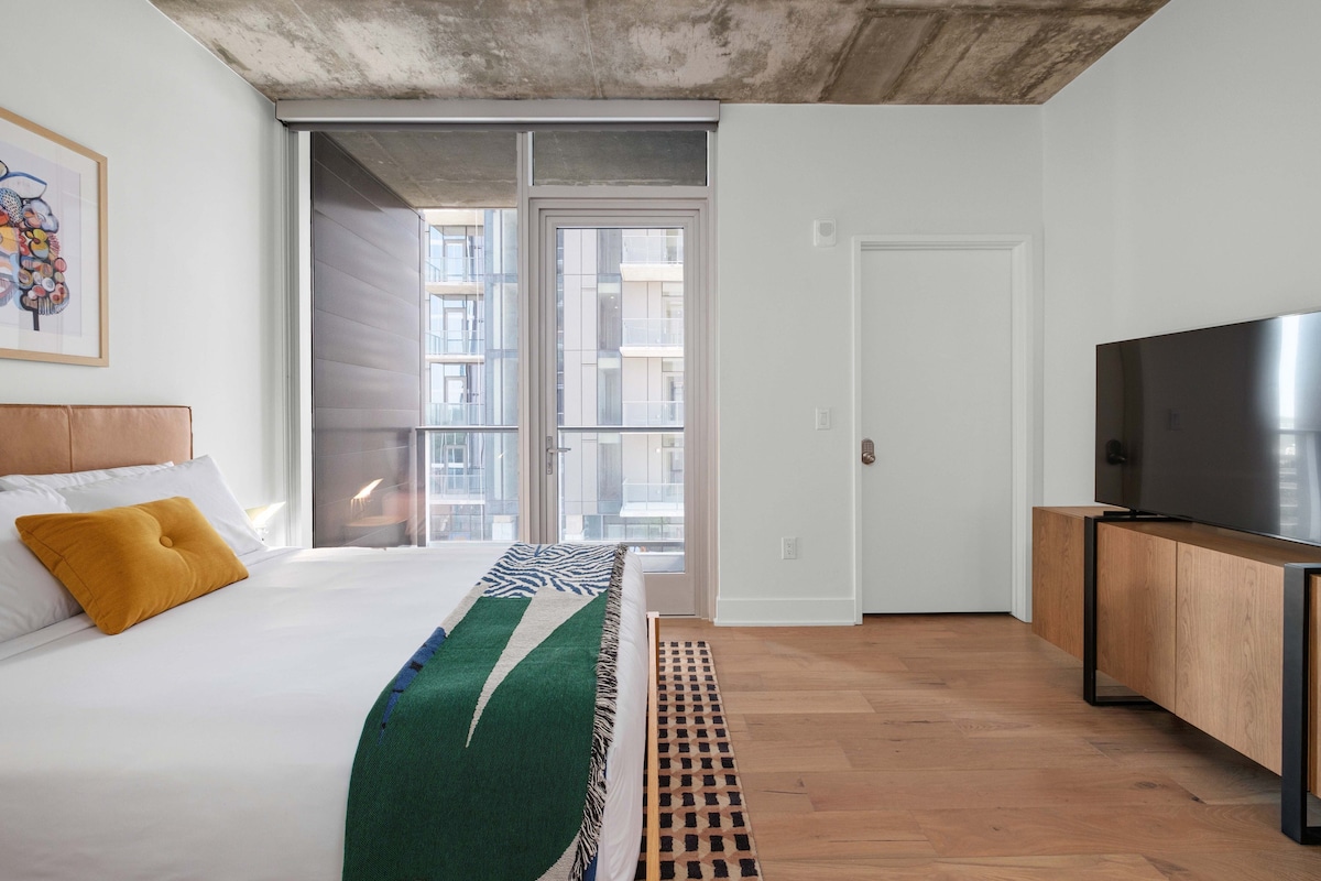 Stay in Style on Rainey Street | Unreal Amenities