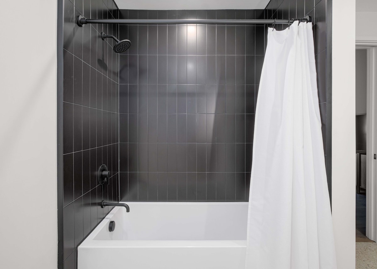 Stay in Style on Rainey Street | Unreal Amenities