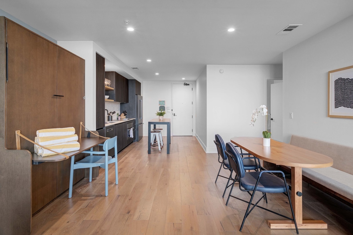 Stay in Style on Rainey Street | Unreal Amenities
