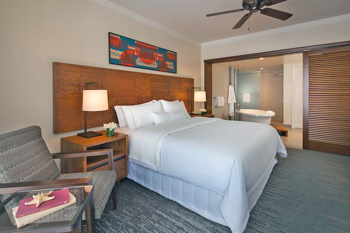 Westin Nanea – Upscale Family Resort! gallery image 4