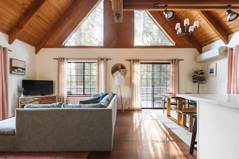 Beachcomber Cabin A-Frame 2 miles from Yosemite