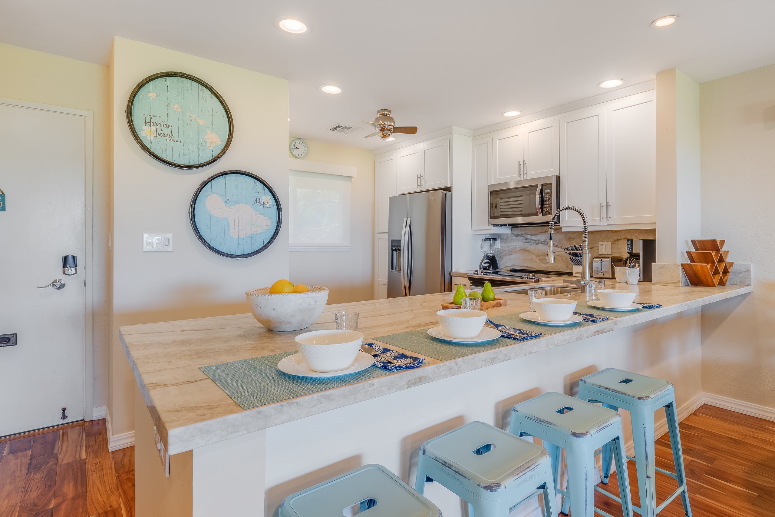 Condo in Lahaina · ★4.91 · 2 bedrooms · 3 beds · 2 baths - Image 8