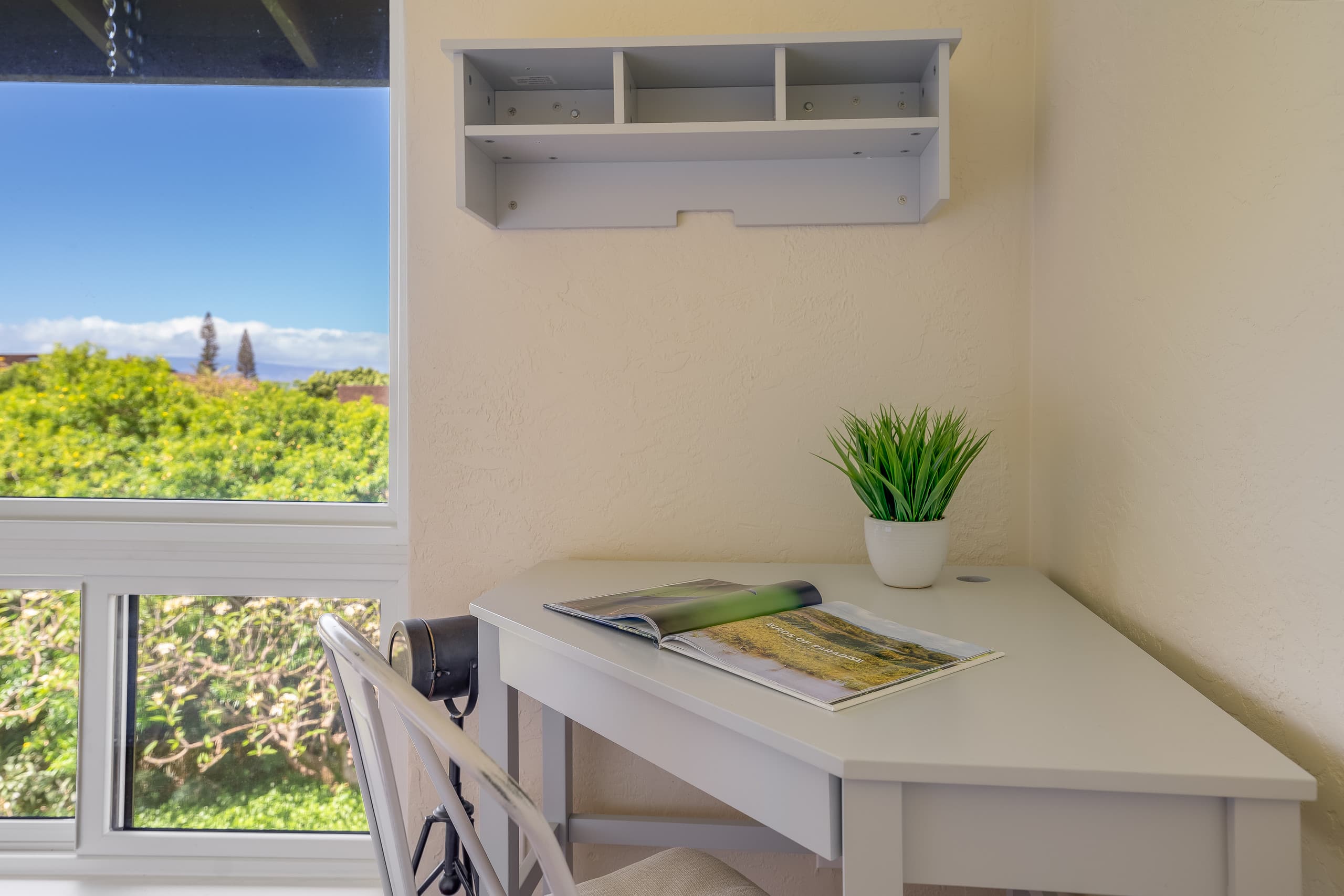 Condo in Lahaina · ★4.91 · 2 bedrooms · 3 beds · 2 baths - Image 19