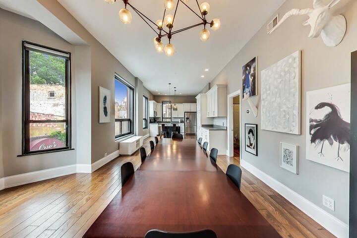 Lovely 4 Bedroom Spot located in Charming Old Town gallery image 5