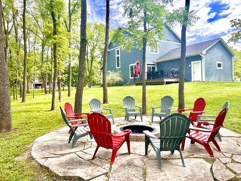 Black Point House, Fire Pit, Deck, 10 mins to LG