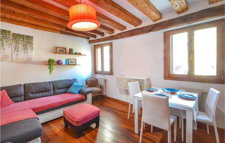 Lovely apartment in Venezia with WiFi gallery image 2
