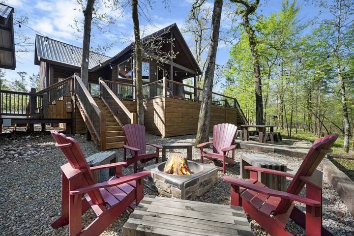 The Bear Cabins in BB managed Airbnb listing 3