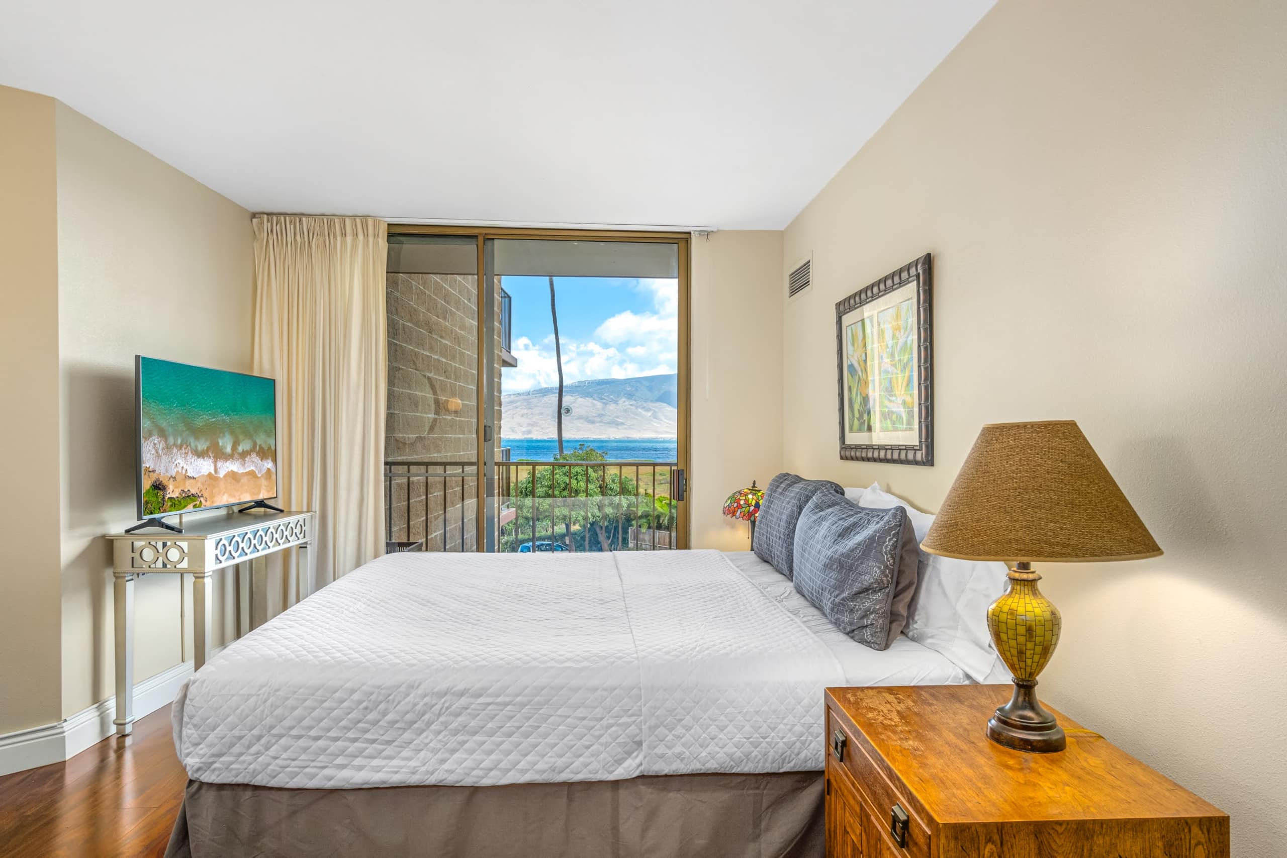 Condo in Kihei · ★4.75 · 1 bedroom · 2 beds · 1 shared bath - Image 16