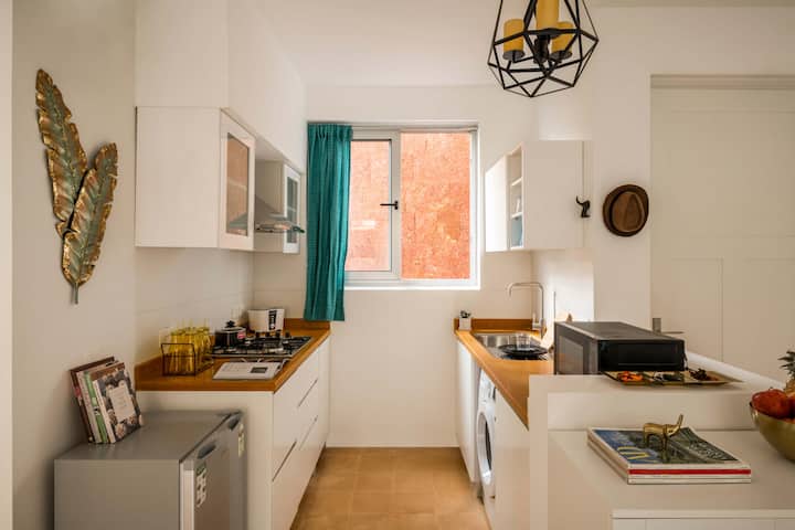 Fully equipped kitchen