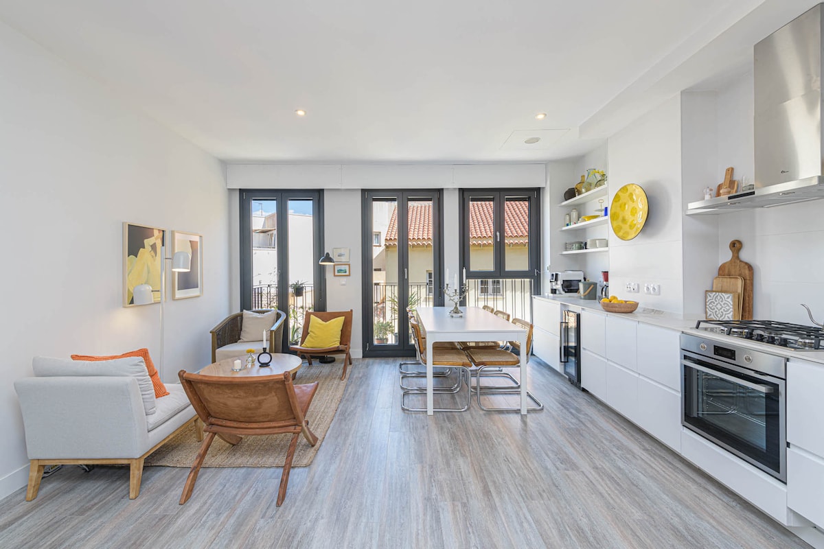 Top performing Airbnb: Chinchilla Apartment by Solaga Holiday Homes in San Felipe Neri