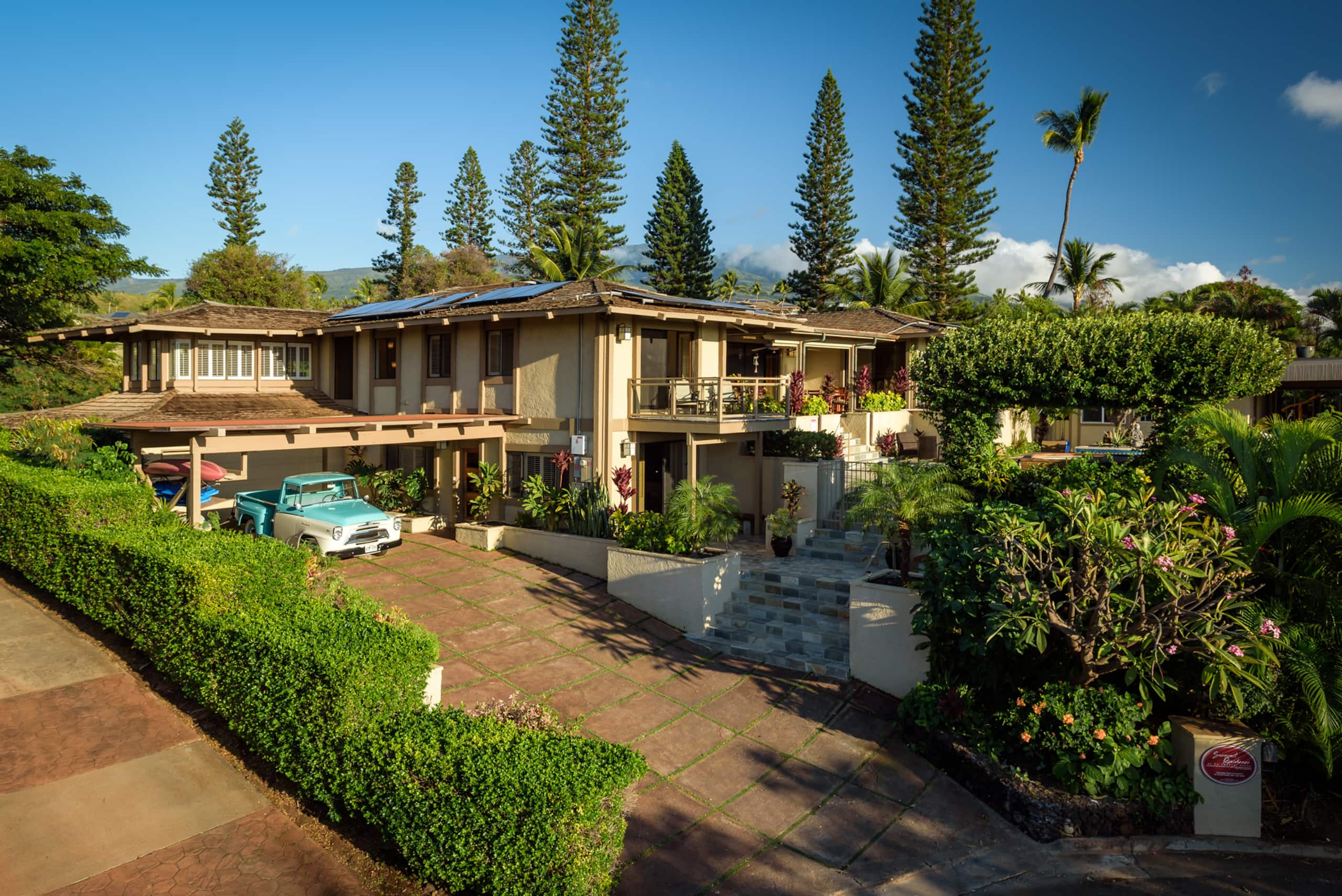 Home in Lahaina · ★4.85 · 5 bedrooms · 5 beds · 5.5 baths - Image 33