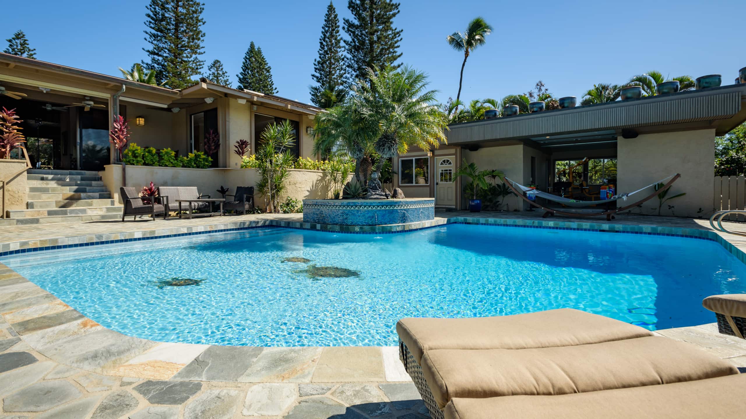 Home in Lahaina · ★4.85 · 5 bedrooms · 5 beds · 5.5 baths - Image 42